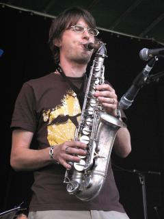 assets/Content/Musicians/_resampled/SetWidth240-2008-Lewis-McCallum-Photomed.jpg